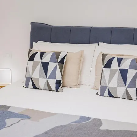 Paradise House - Shell *