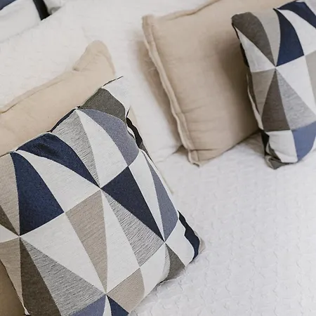 Paradise House - Shell *