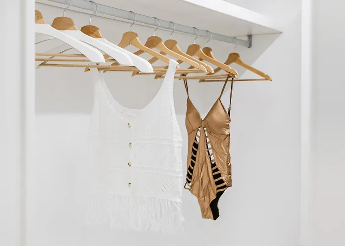 Paradise House - Shell *