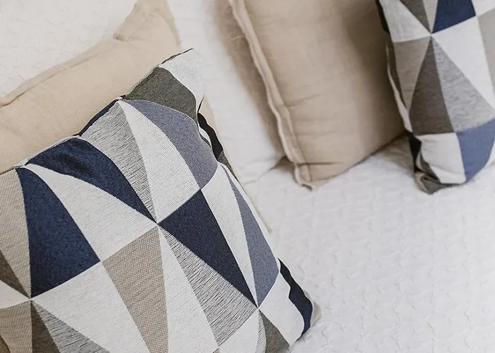 Paradise House - Shell *