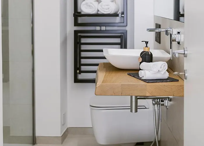 Paradise House - Shell 公寓 *